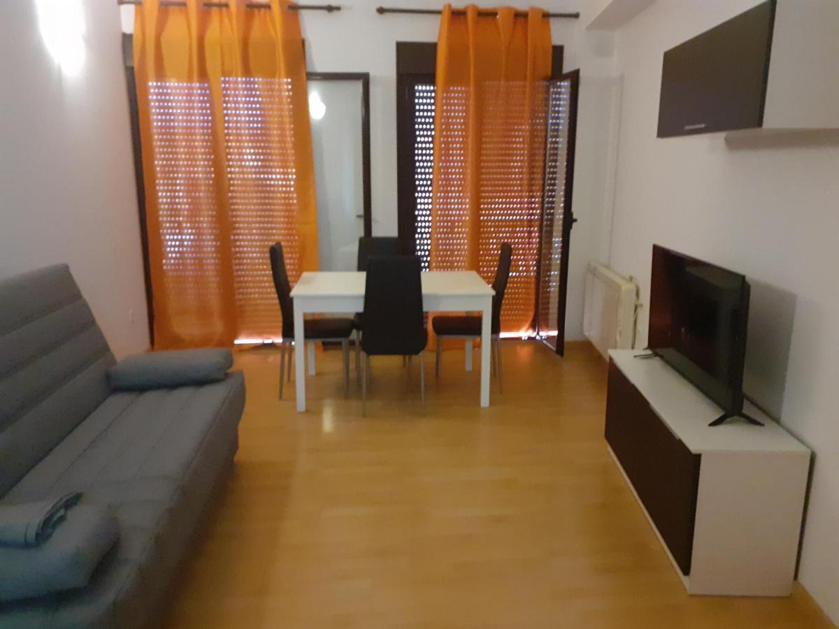 Apartamento Casco Historico De Калатаюд Екстериор снимка